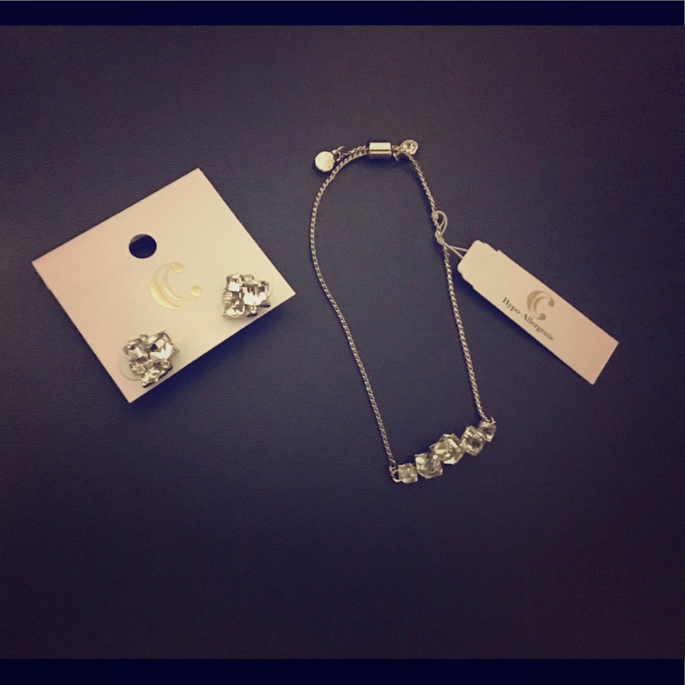 Brand New Crystal Earrings/Bracelet Set